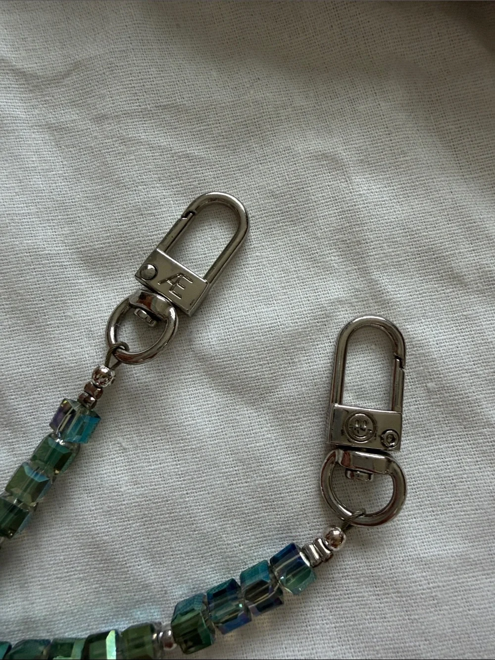 Beaded Phone Wrislet Strap in Iridescent Green